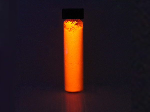 Small sample quantity of strontium sulfide
