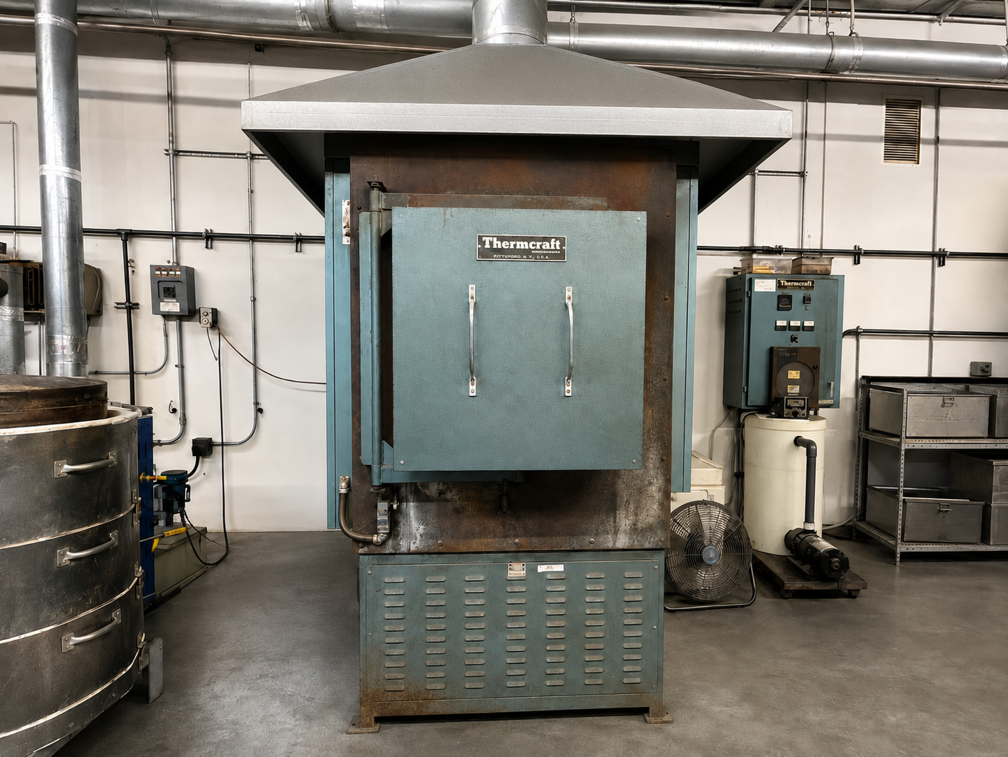 Specialty inorganic material production equipment used for toll manufacturing